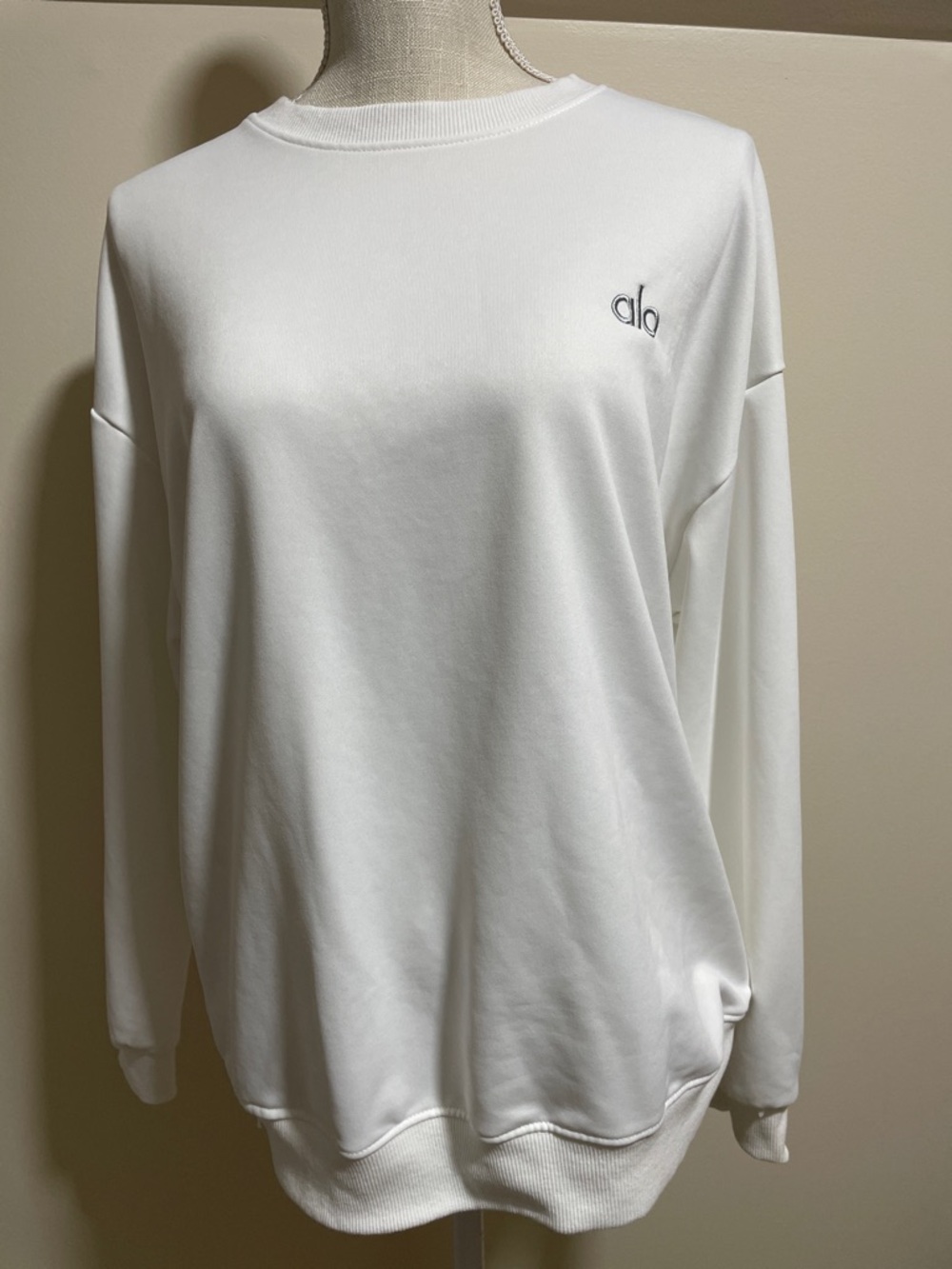 ALO Yoga White Crewneck